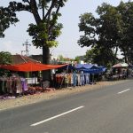 Pasar Kaget Jam Rolasan Blambangan