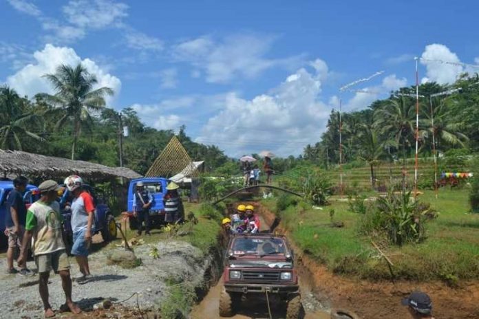 Pesona Tampomas Tempat Wisata Unik di Banjarnegara